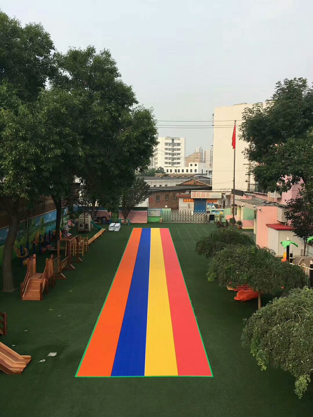 hjc黄金城地板【定】天津，与草坪合体？