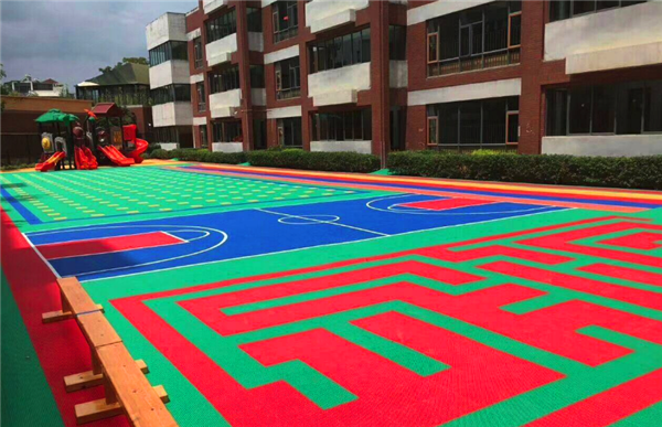 选购悬浮地板的三个小技巧