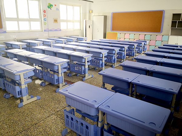 案例|睿学卓艺课桌椅与育才小学一起为复学作准备