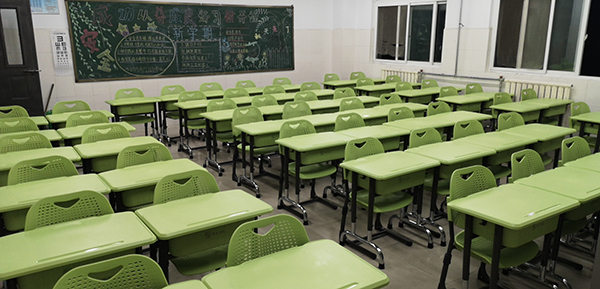 使用升降课桌椅什么好处?