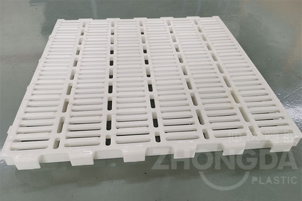 hjc黄金城塑胶塑料漏缝板采用什么材质塑料？